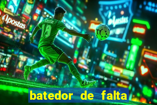 batedor de falta do atletico de madrid